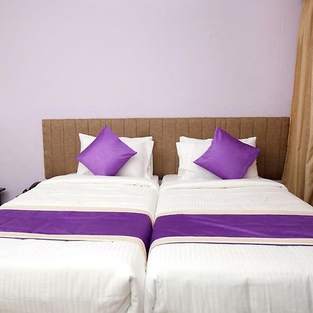 Oyo 9797 Hotel Vbee Plaza Thiruvananthapuram Kültér fotó