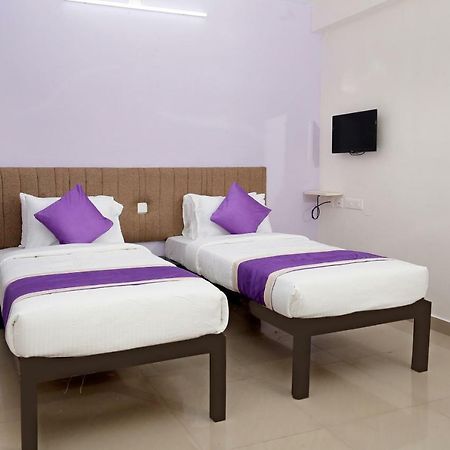 Oyo 9797 Hotel Vbee Plaza Thiruvananthapuram Kültér fotó